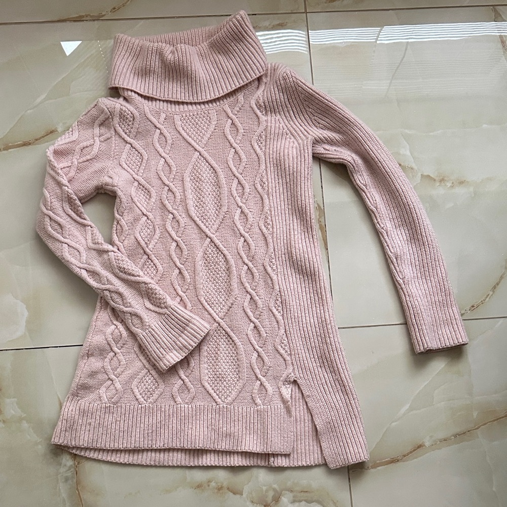 A Pea in the Pod Soft Pink Cable Knit Turtleneck Sweater